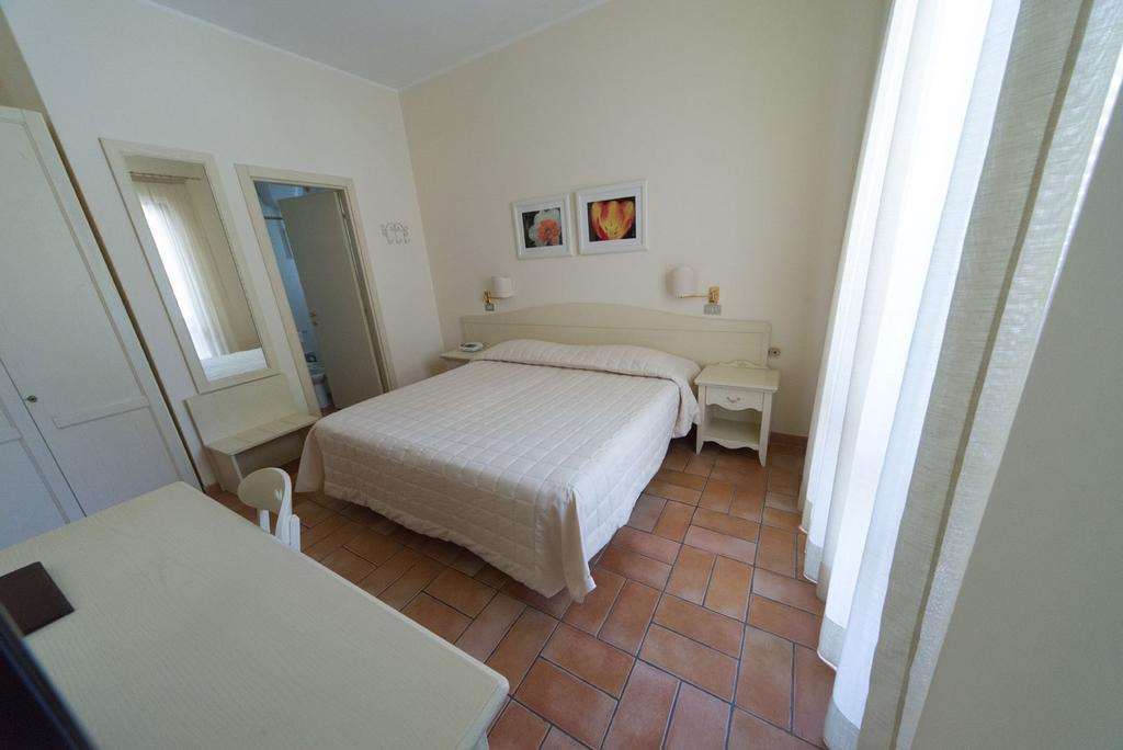 Hotel Giardino Suites And Spa - Numana Room photo
